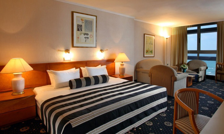 מלון ''העונות''