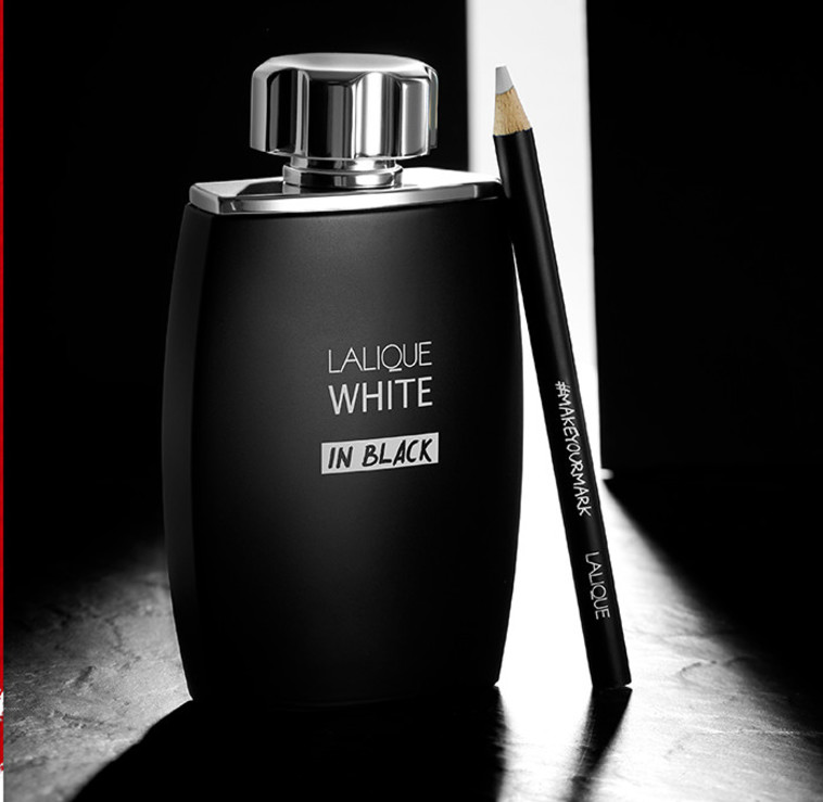 בושם לגבר Lalique White in black EDP, לליק (צילום: יח''צ)