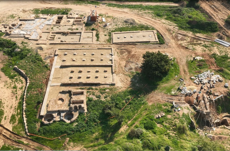 שילוב עתיקות בשכונה באשקלון