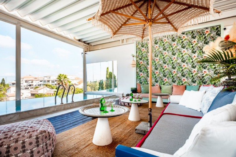 מתחם ספא על הגג ובריכה מלון ליר סנס גדרה. 1,290 שקלים לזוג