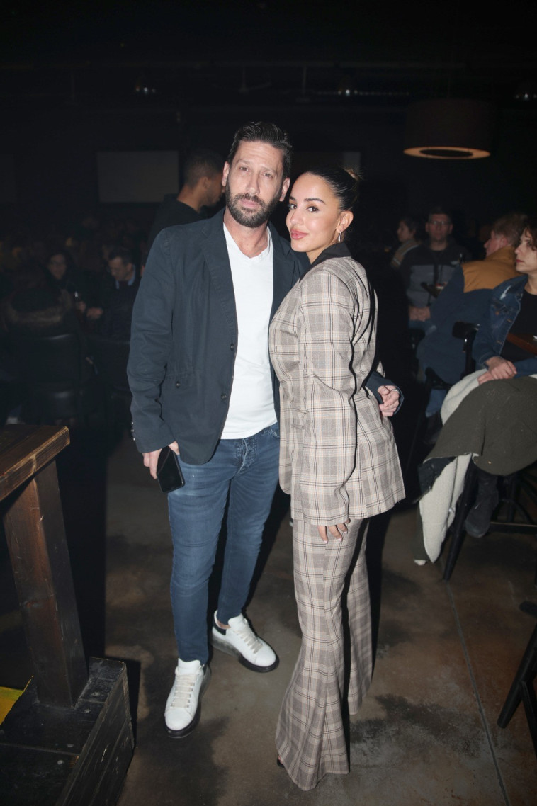 דרור רוקנשטיין ובת הזוג שיר צרפתי