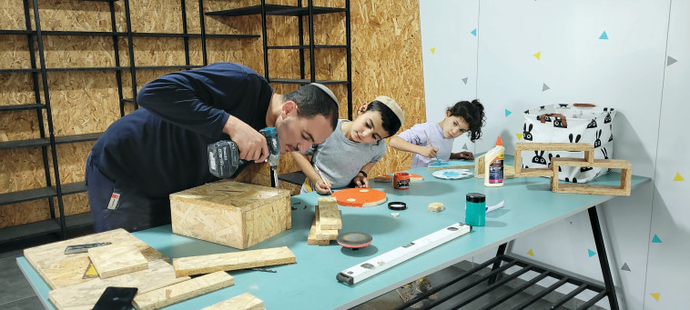 אביאל זגרון 