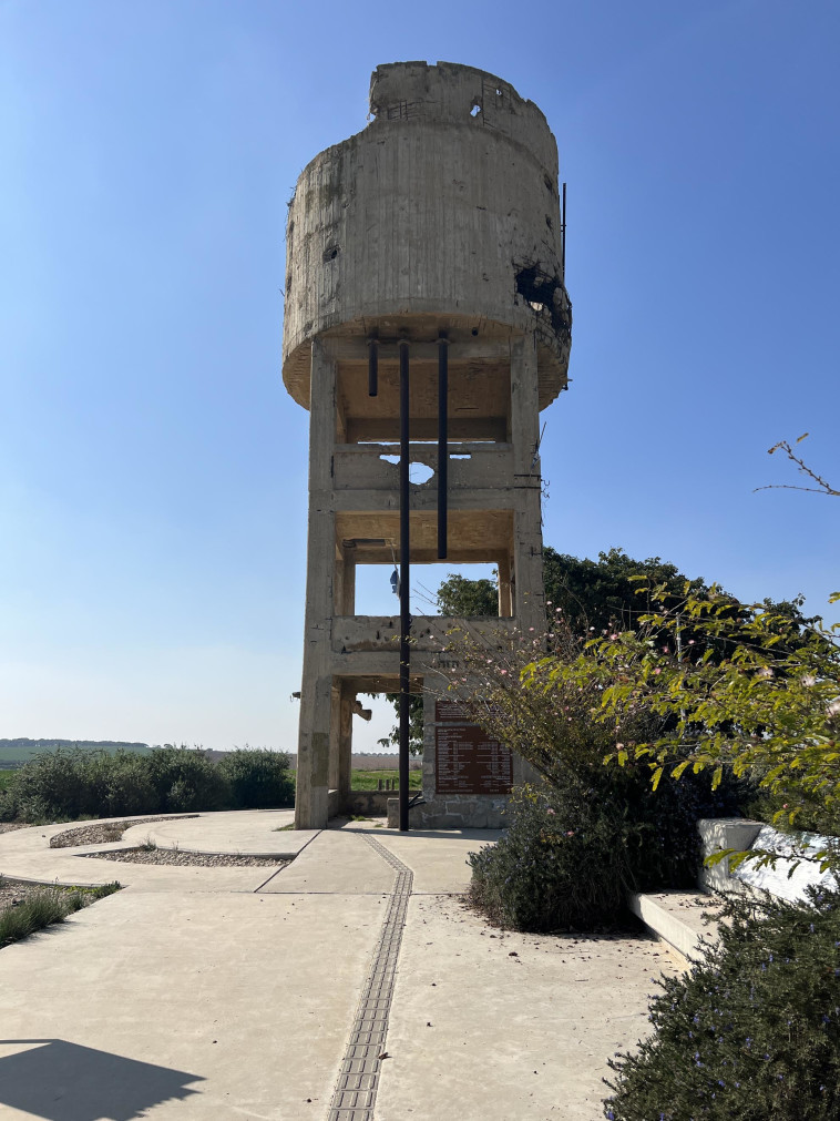 בארות יצחק הישנה 