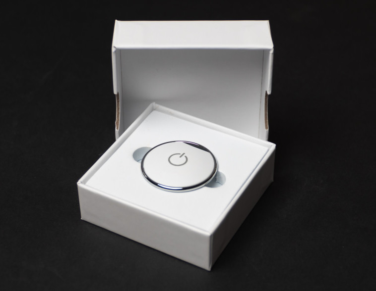 לחצן המצוקה Safe Button, מיזם בהובלת מירב בן יאיר ונועה ליפשיץ