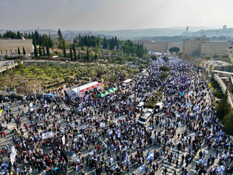 הפגנה נגד הרפורמה בירושלים (צילום: המחאה)