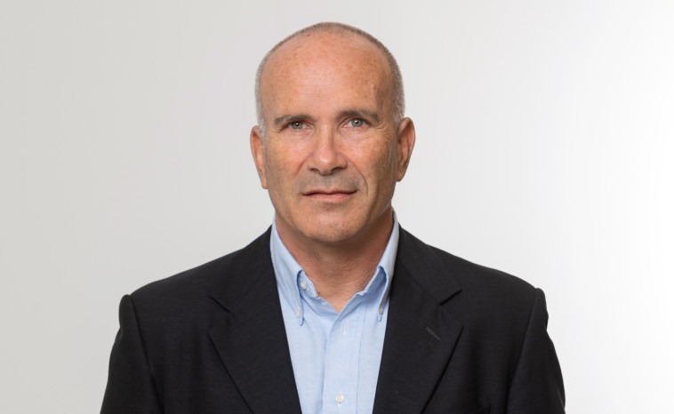 גד בנט, מנכ''ל טקטוניק