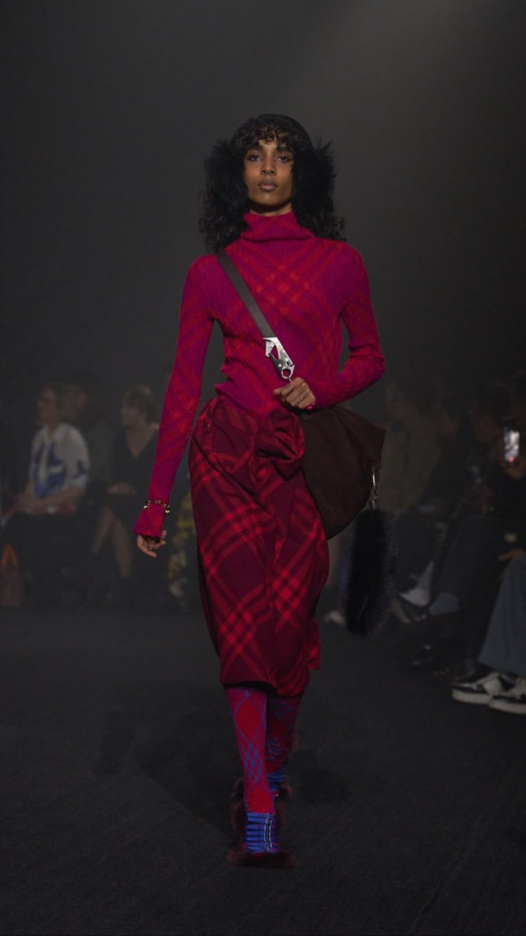 זריקת צבע. ברברי ל- FACTORY54