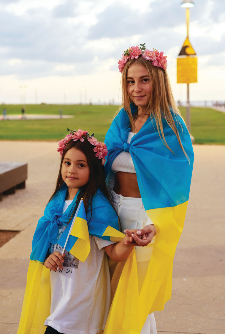 אניה אוברצ'נקו עם בתה יבה