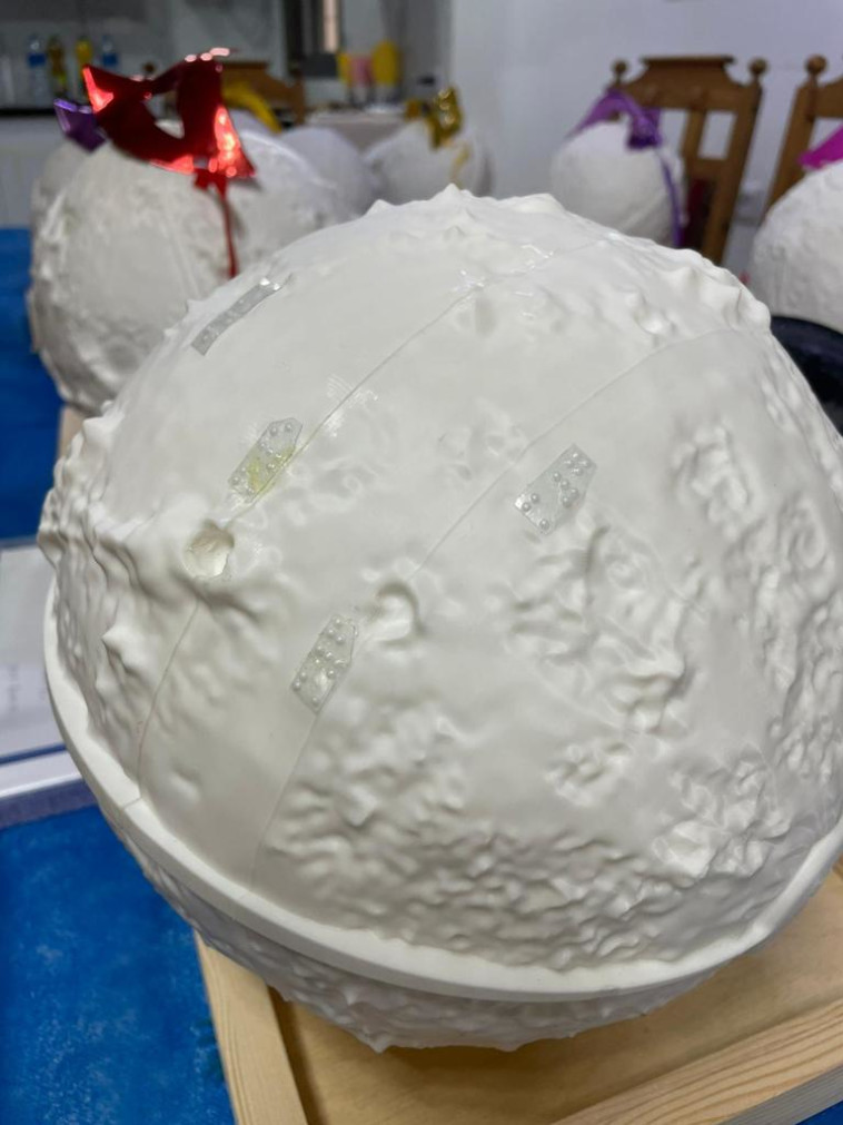 מנגישים את הירח לילדים בעלי לקות ראייה