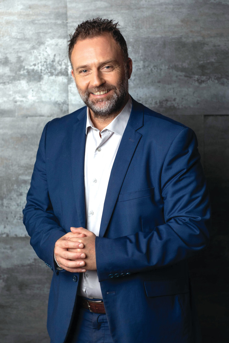 ניר שמול, מנכ''ל החברה לפיתוח והתחדשות עירונית וחברת שניר