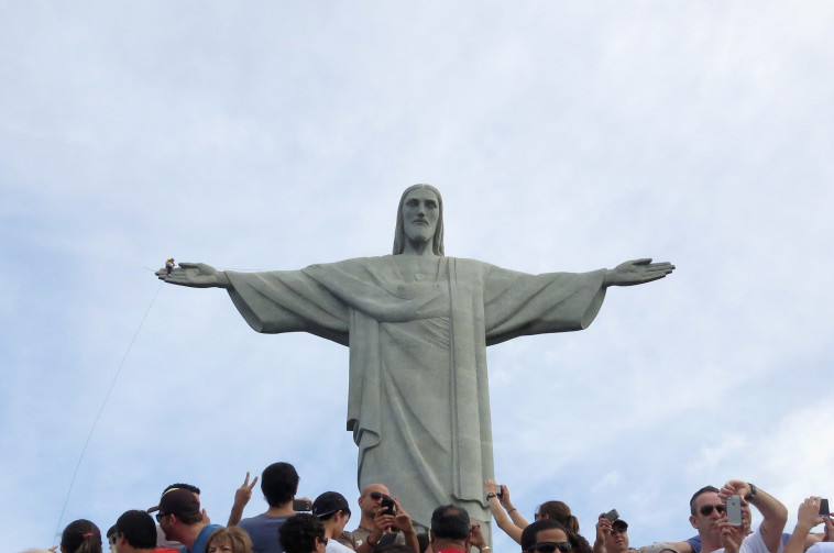 פסל ישו הגואל בריו דה ז'ניירו