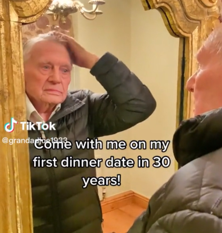 התארגן והתכונן אך לבסוף אכל לבדו, אלינגטון