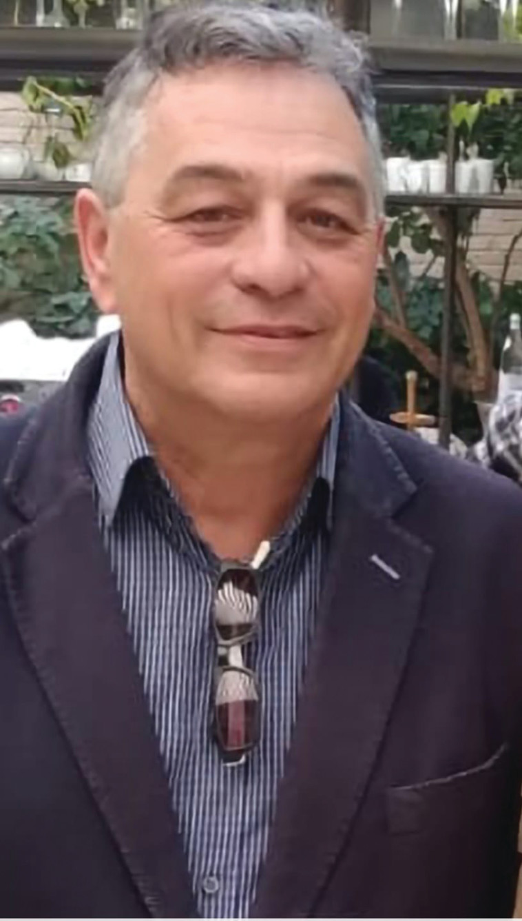 עמי הולנדר, עורך הדין שנלחם בסעדה 