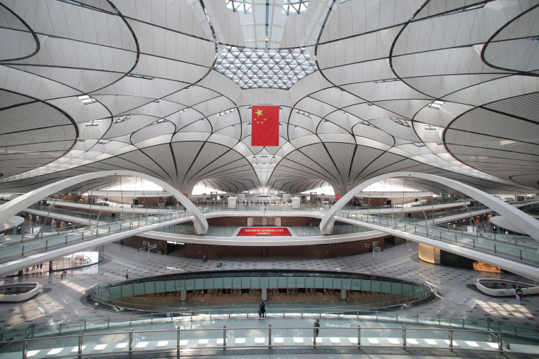 נמל התעופה הבינלאומי של בייג'ינג  (צילום: REUTERS/Jason Lee)