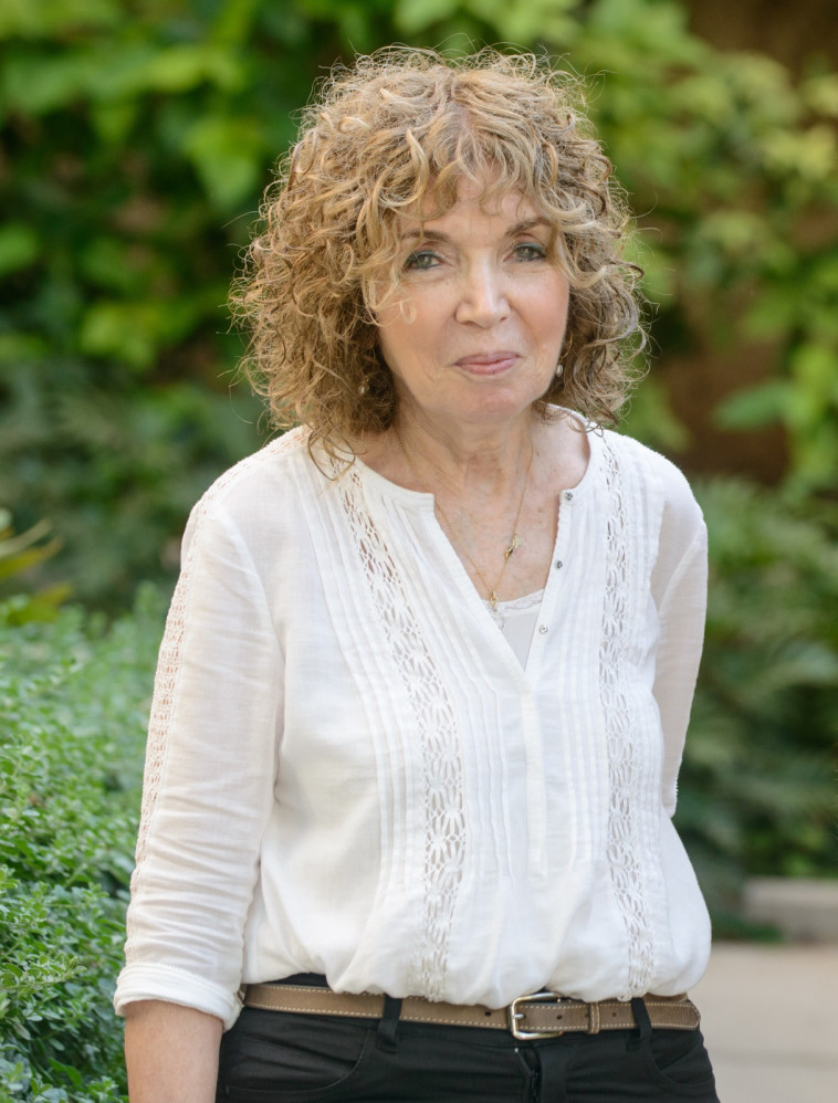 פרופ' מיכל שוורץ, כלת פרס ישראל בתחום חקר מדעי החיים לשנת תשפ''ג