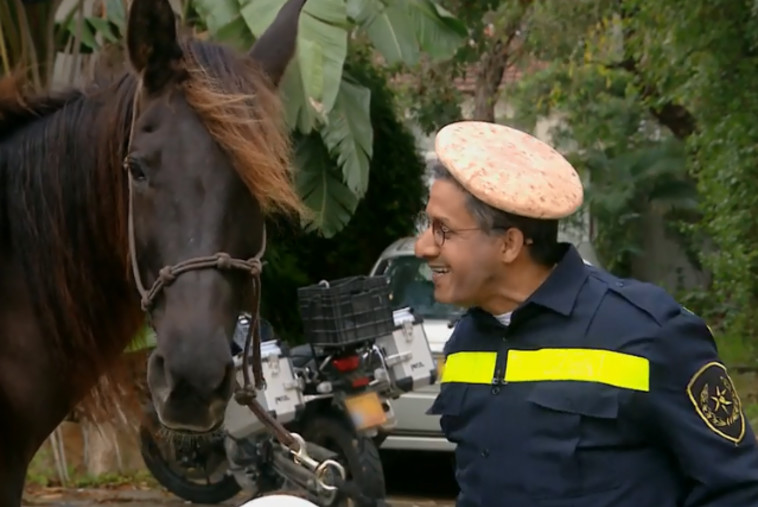 חיקוי בן גביר, ארץ נהדרת
