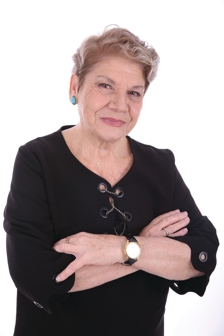 דבורה יצחקי