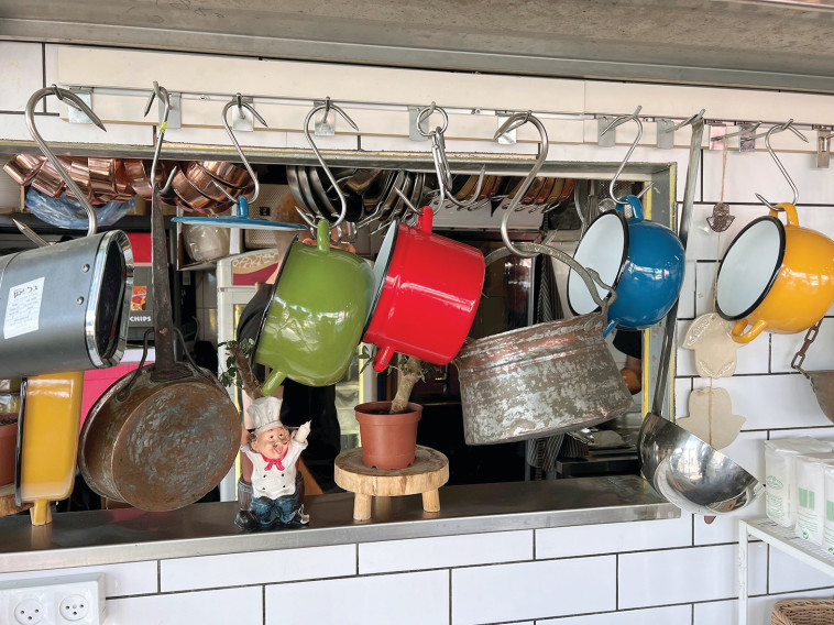 חומוס בשוק בבאר שבע