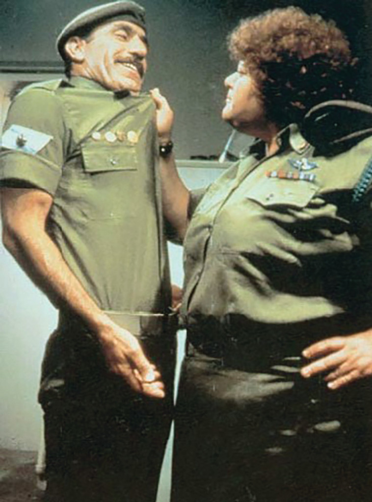 דבורה בקון, מתוך 'ספיחס'