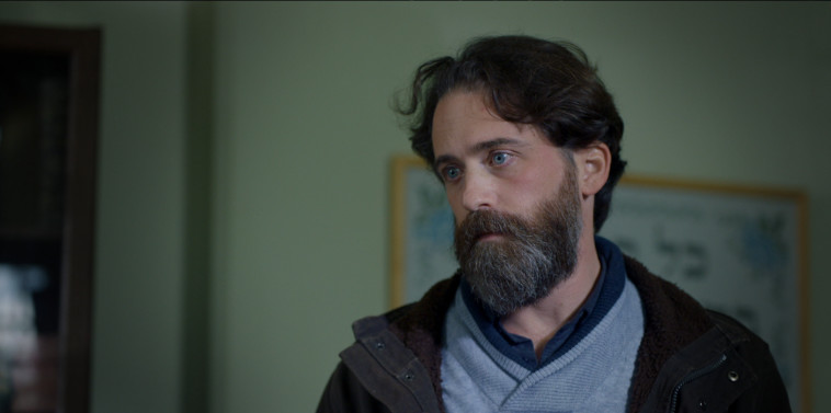 תום אבני ב''מלאך משחית''