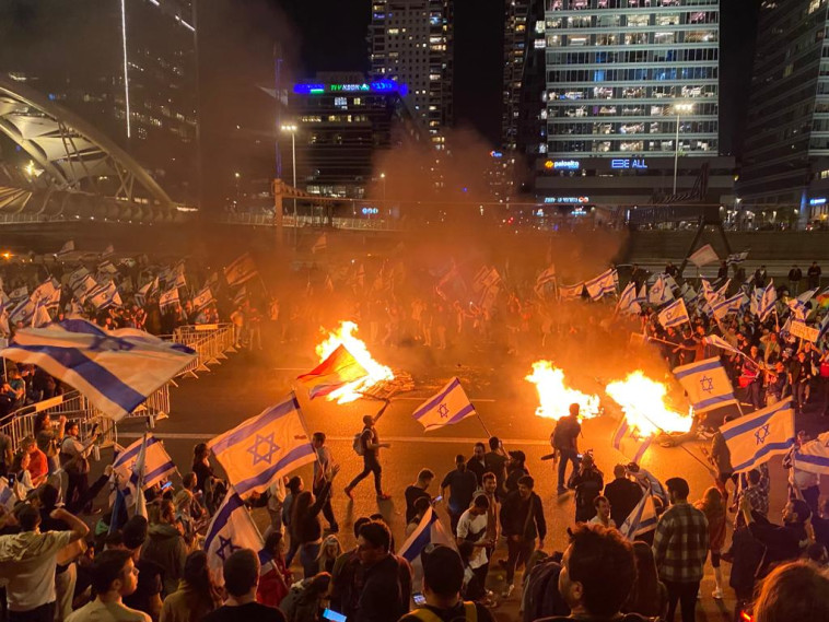 המחאה נגד הרפורמה המשפטית בכביש איילון