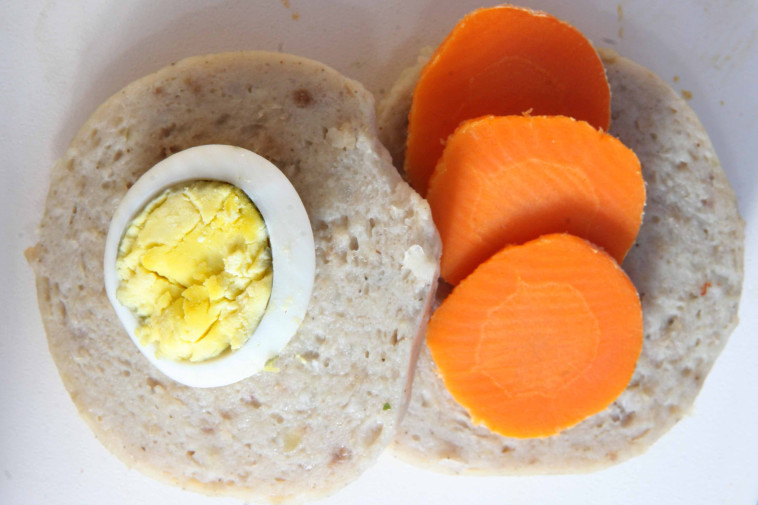 גפילטע פיש מסורתי