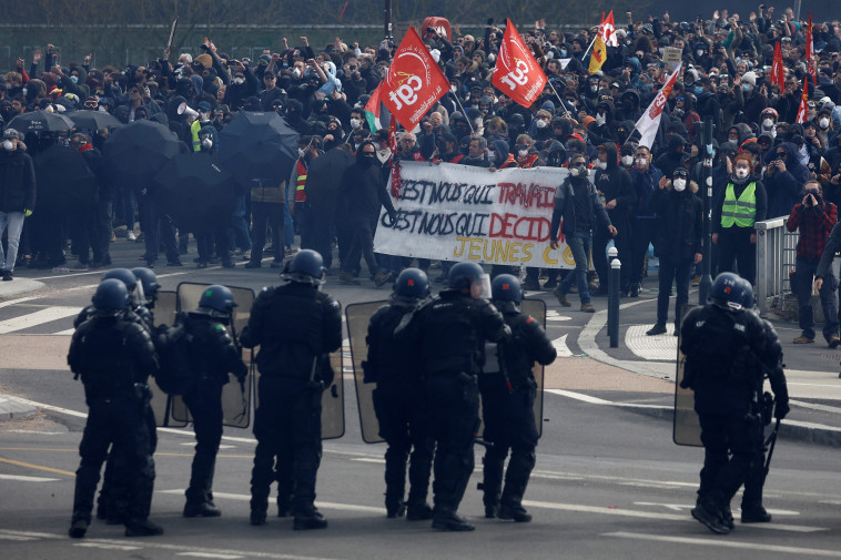מחאת הפנסיות בצרפת 