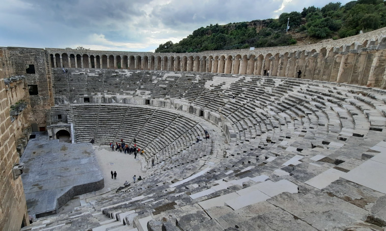תיאטרון אספנדוס המרהיב בקרבה לאנטליה  (צילום: עמרי גלפרין)