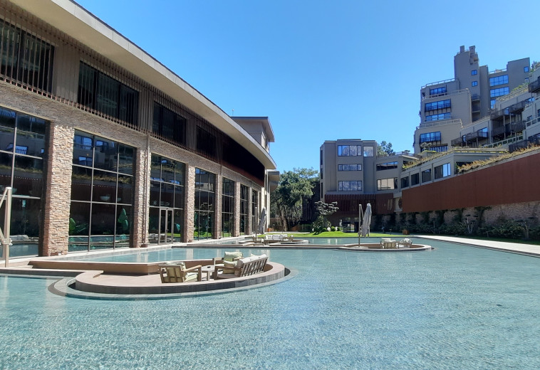 הכניסה המזמינה לבית המלון NG PHASELIS BAY 