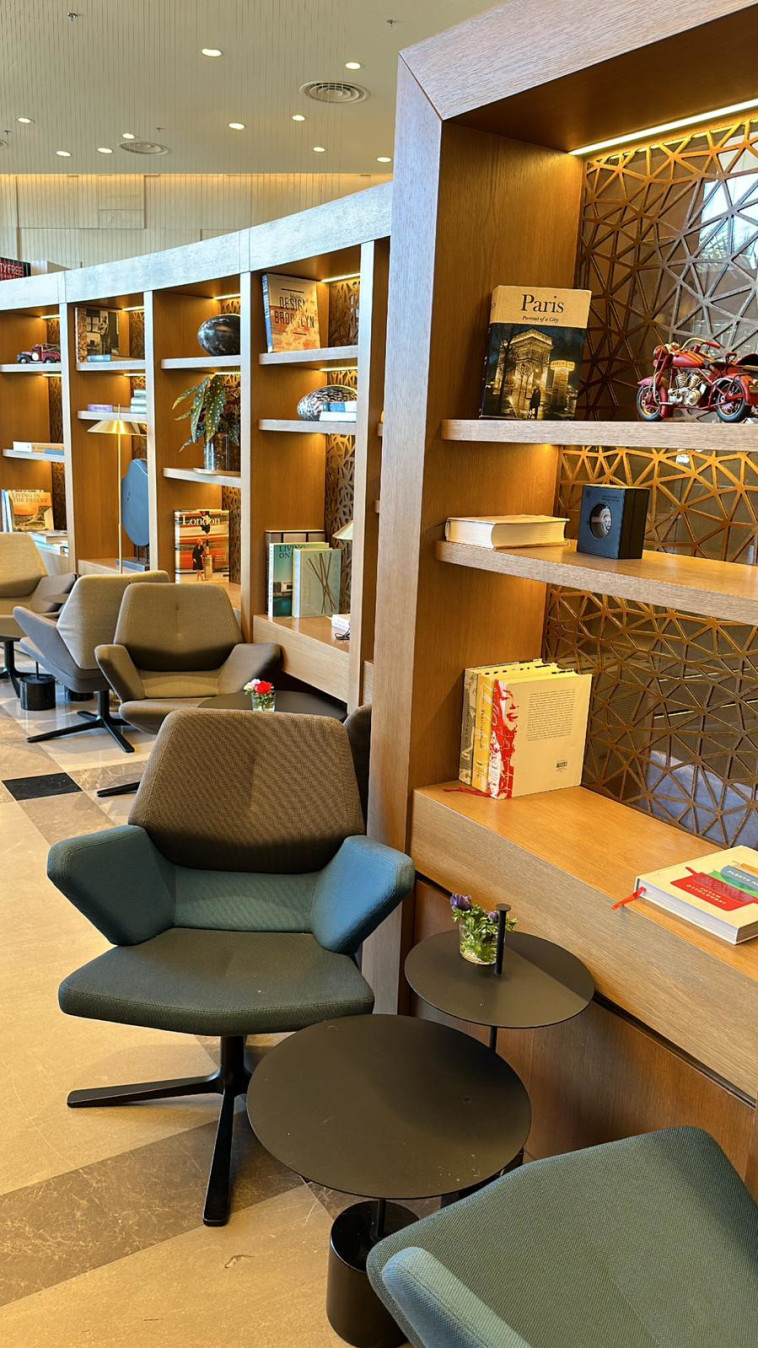 טרקלין העסקים בטרמינל פתאל