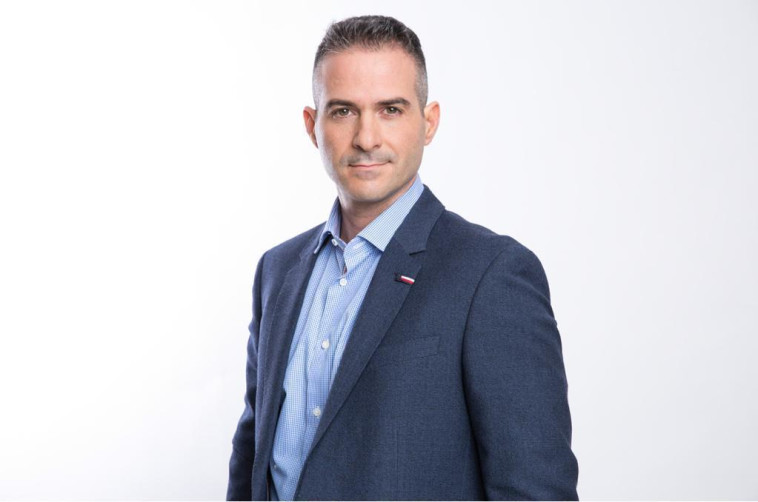 גלעד בר-אדון