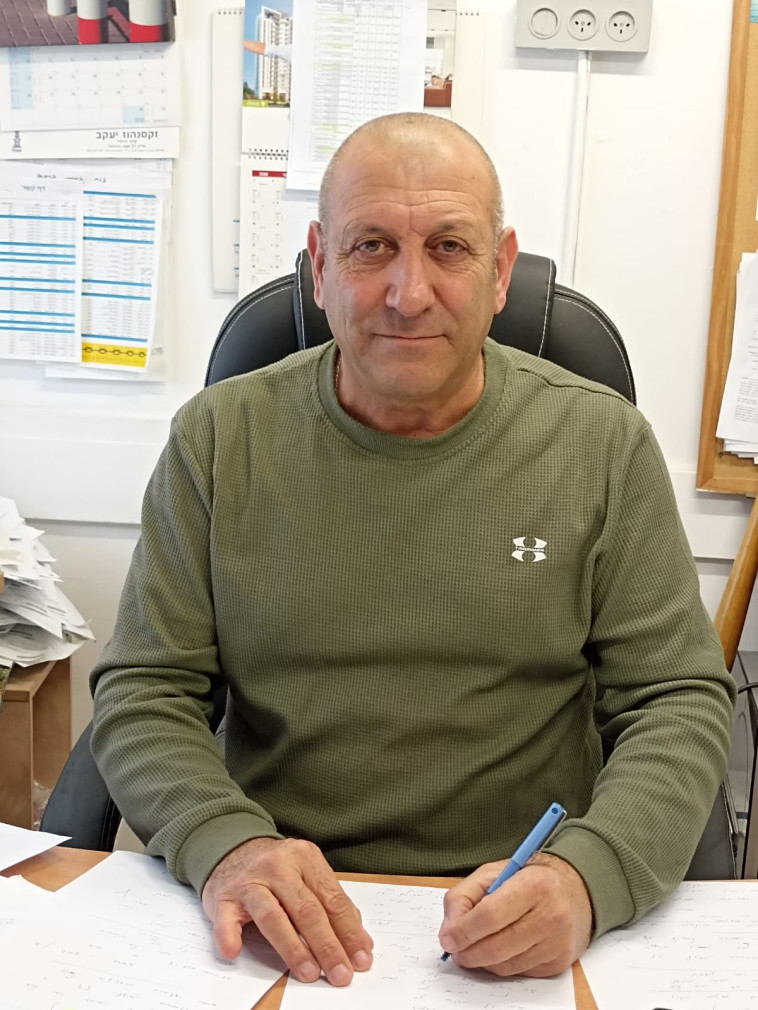 יצחק אלבוחר