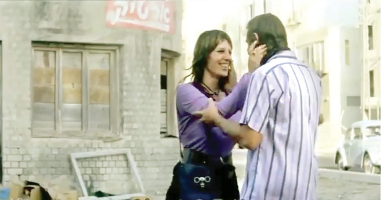 מרגלית אנקורי ב''מציצים''