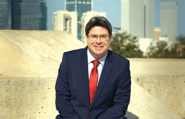 אופיר אקוניס צילום ר (2)