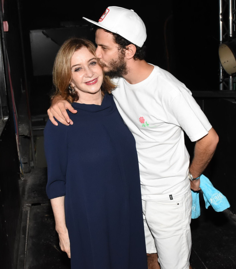 מיכאל מושונוב וסנדרה שדה