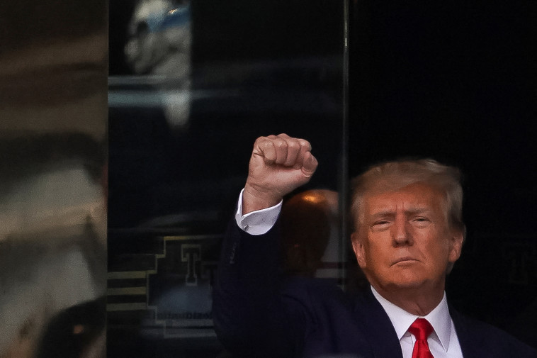 דונלד טראמפ 