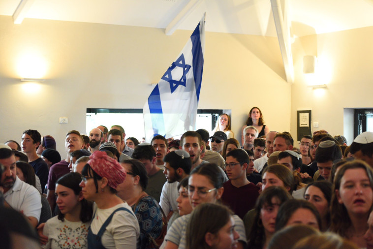 הלוויה של הנרצחות בפיגוע בבקעת הירדן