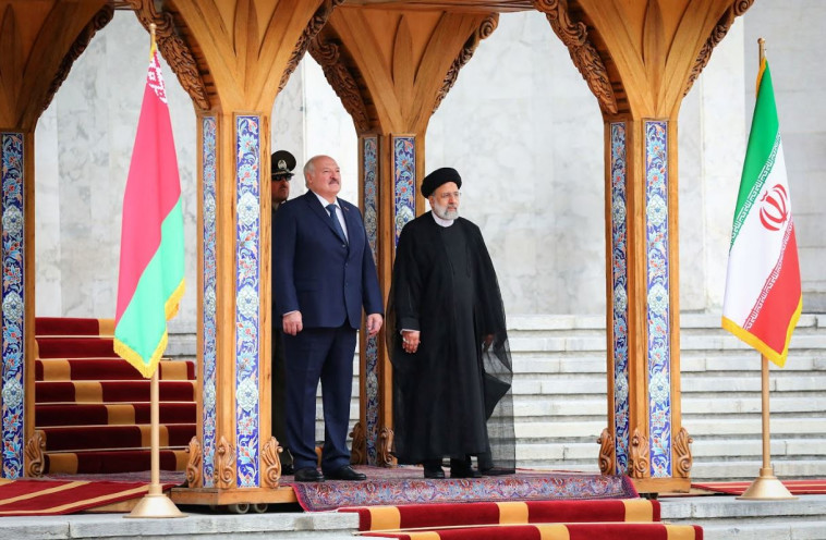 נשיא בלארוס, אלכסנדר לוקשנקו ונשיא איראן, אברהים ראיסי (צילום: רויטרס)