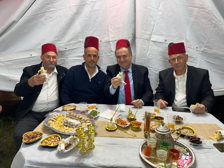 ישראל כץ בחגיגות המימונה