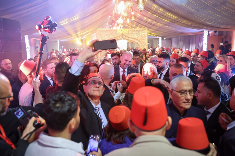 מימנוה בכנסת