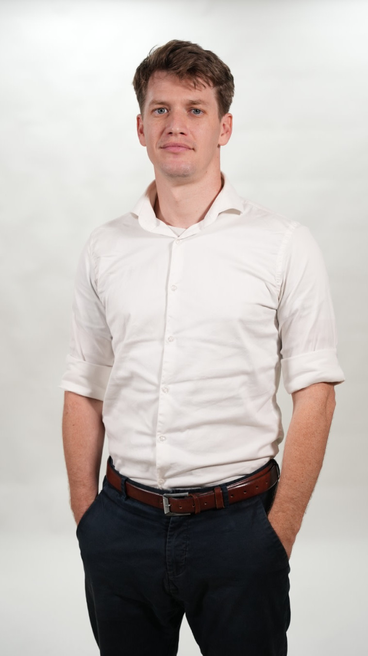 עו''ד הידי נגב, ראש מחלקת מדיניות וחקיקה של התנועה לאיכות השלטון