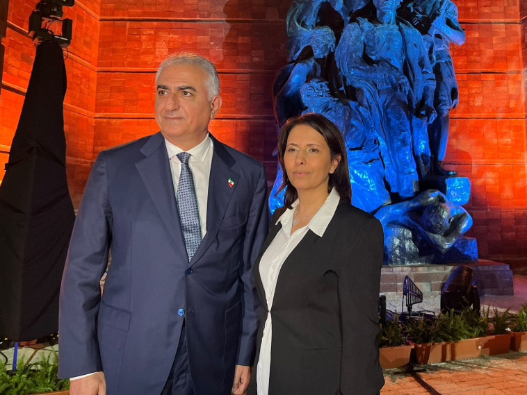 שרת המודיעין גילה גמליאל ורזא פהלווי בעצרת יום השואה 