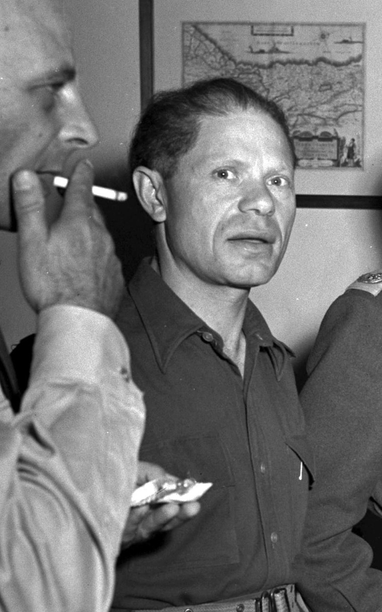 צבי איילון ומשה צדוק 