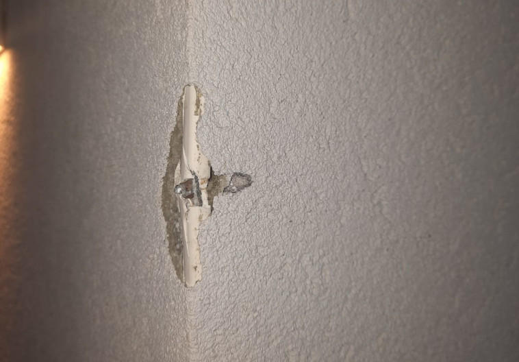 פגיעת הקליע בבית בדרום