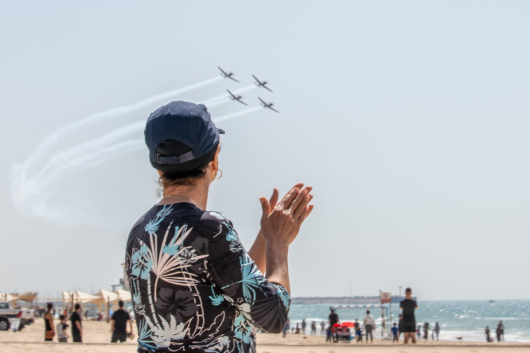 מטס חיל האוויר ביום העצמאות (צילום: דובר צה''ל)