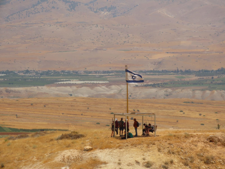 האנשים מן הבקעה
