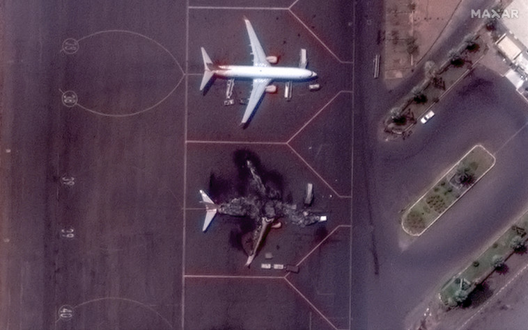 נזק שנגרם לשדה התעופה בחארטום שבסודאן (צילום: רויטרס)
