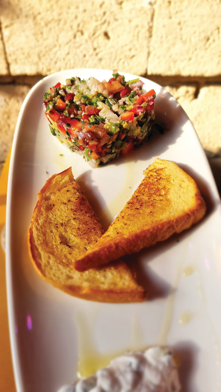 סביצ'ה, קפטן הוק