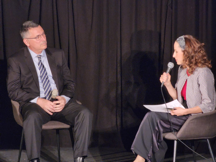 ח''כ גדעון סער