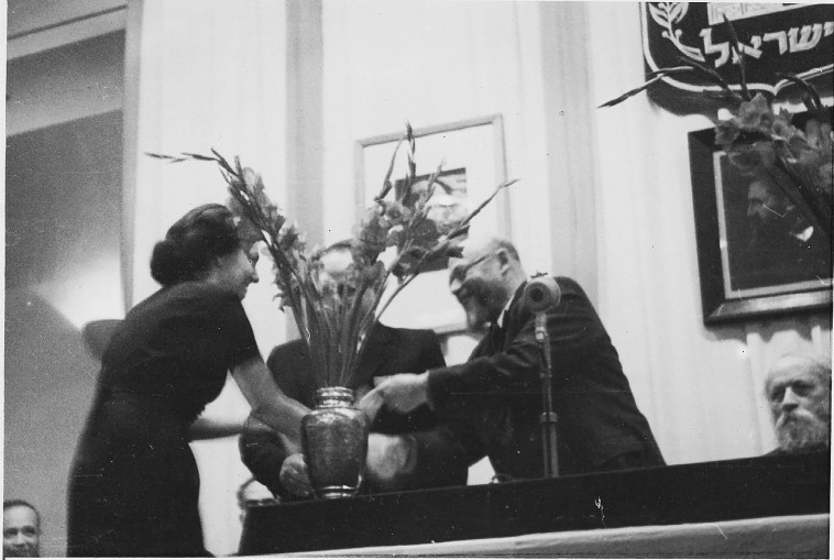 פרס ישראל 1953 (צילום: משפחת פייטלסון)